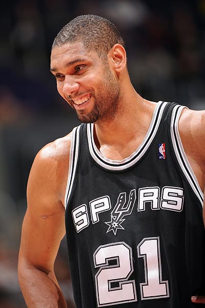 炫耀？里沙利松晒北伦敦德比全场最佳奖杯并艾特加布里埃尔（挑衅？里沙利松晒北伦敦德比全场最佳奖杯并@加布里埃尔）